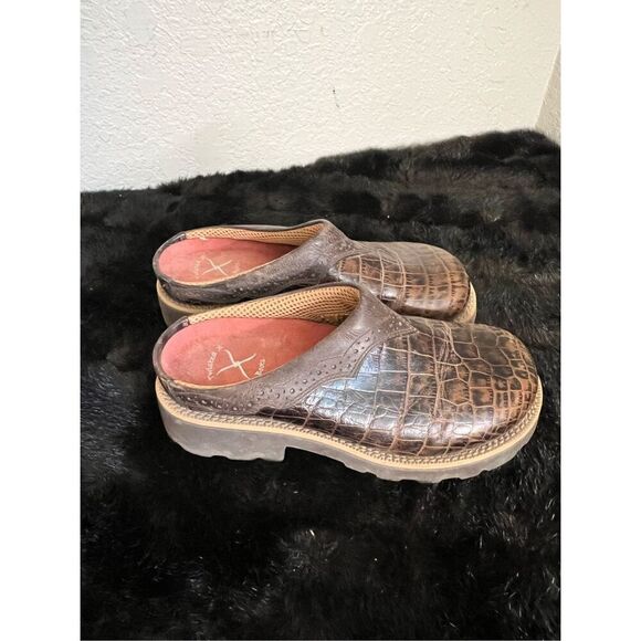 Twisted X scrolled leather mules boots Sz 5.5 - Picture 2 of 4